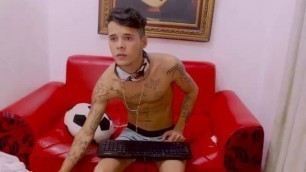 ronalcouplebigcock_11012019_0953_couple_chaturbate