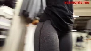 2 Hot Lululemon Workers in Tight Leggings Candid