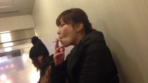 Smoking Fetish - Beautiful candid japanese chain smoker (too cute)