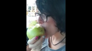 Apple munch