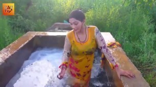 Bhabhi Ki Moti Gand Desi Village Shower