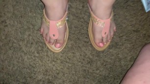 Cumshot on sexy pink toes (Feet Cumshot)