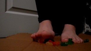 Gummy bears between toes again