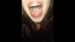 Mouth.feel yawns