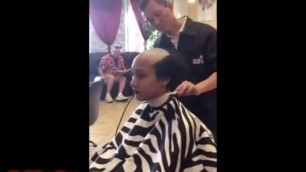 BLACK WOMAN HEADSHAVE