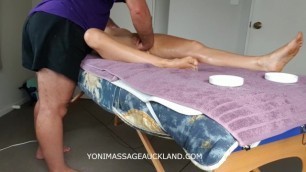 Sensual yoni massage Auckland