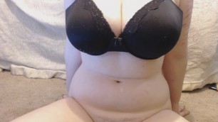 Another tit video? Yes because they're natural 40DDD's