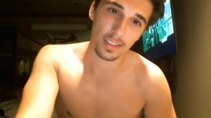 Cute guy cullen8 shows naked body on Chaturbate