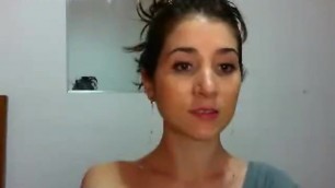 she dance at webcam